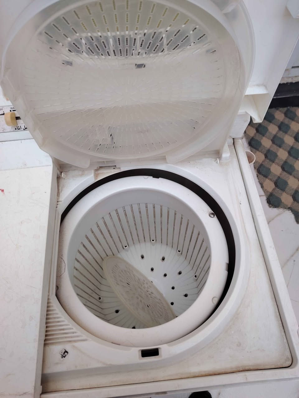 غسالة هيتاشي حوضين بيه خلل واحد وهو حوض الغسيل يصير ضعيف اذا اكو ملابس هواي يعني يحتاجلة صيانه
للتواصل ع خاص او ع رقم *********** كربلاء, العراق
