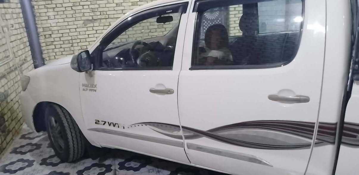 السلام عليكم 
سيارة للبيع 
موديل: 2013
رقم: واسط /انكليزي 
تحويل ثاني يوم بسمي 
سيارة: متجايه 
محرك كير تايرات حداديه كفاله عامه
السعر:140 ورقة 
الهاتف: ***********
