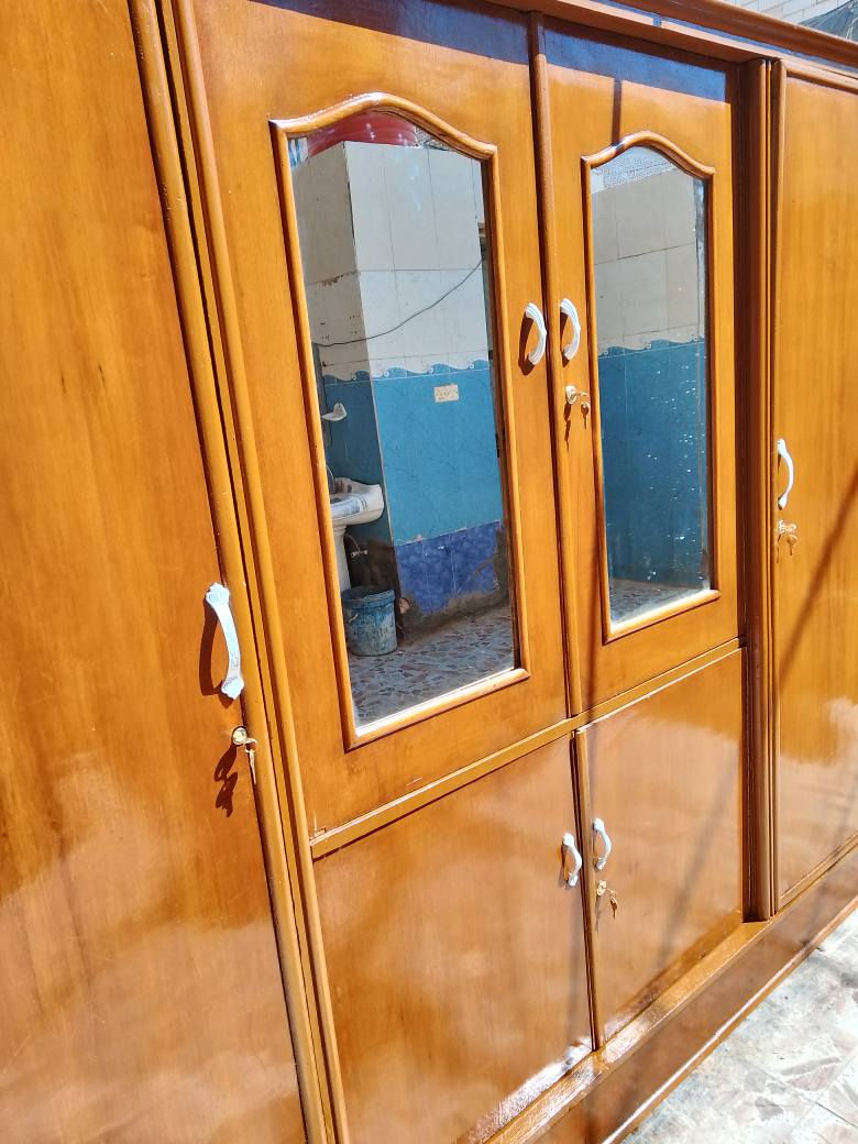 السلام عليكم كنتور 4باب للبيع المكان نجف الاشرف السعر 190وبي مجال المكان نجف الاشرف الشراي يتصل على الرقم *********** ويوجد فتح وشد توصيل داخل النجف @إشارة  مثل ماواضح بصور النجف, العراق
