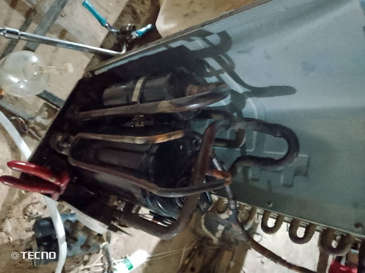 سلام عليكم  اللهم صل على محمد وال محمد ورمضان كريم ورشة ام البنين لصيانة السبالت والثلاجات والمكيفات والغسالات صيانه تبديل ضواغط شحن غاز مع صيانة الليك تنصيب جديد او مستعمل باسعار مناسبه ومن الله التوفيق للتواصل خاص او ***********//***********
