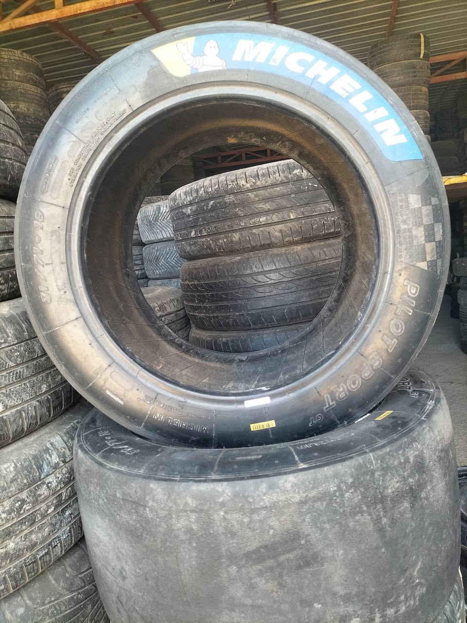 السلام عليكم زوج اطارات مشلن مال حلبه خلفي عريض حجم 18 يوجد توصيل


**إذا كنت صاحب هذا الإعلان وتريد حذفه لأي سبب، رجاءا أرسل رسالة إلى الدعم الفني**