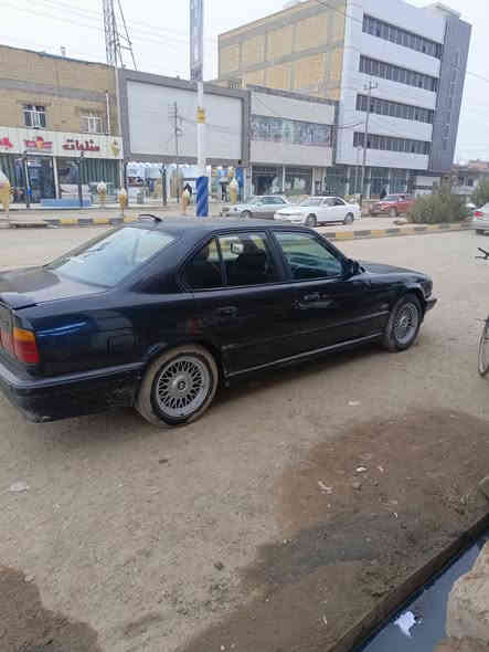 سلام عليكم بي ام 91 كفاله كص وضربه وابليته 525مكينه Y8رقم بغداد ألماني سنويه نافذه صار سنه مكينه كير حداده تخم تاير اسبير بيه نواقص بصيطه كلش تحويل مكان ذي قار السعر 48 وتساب ***********
