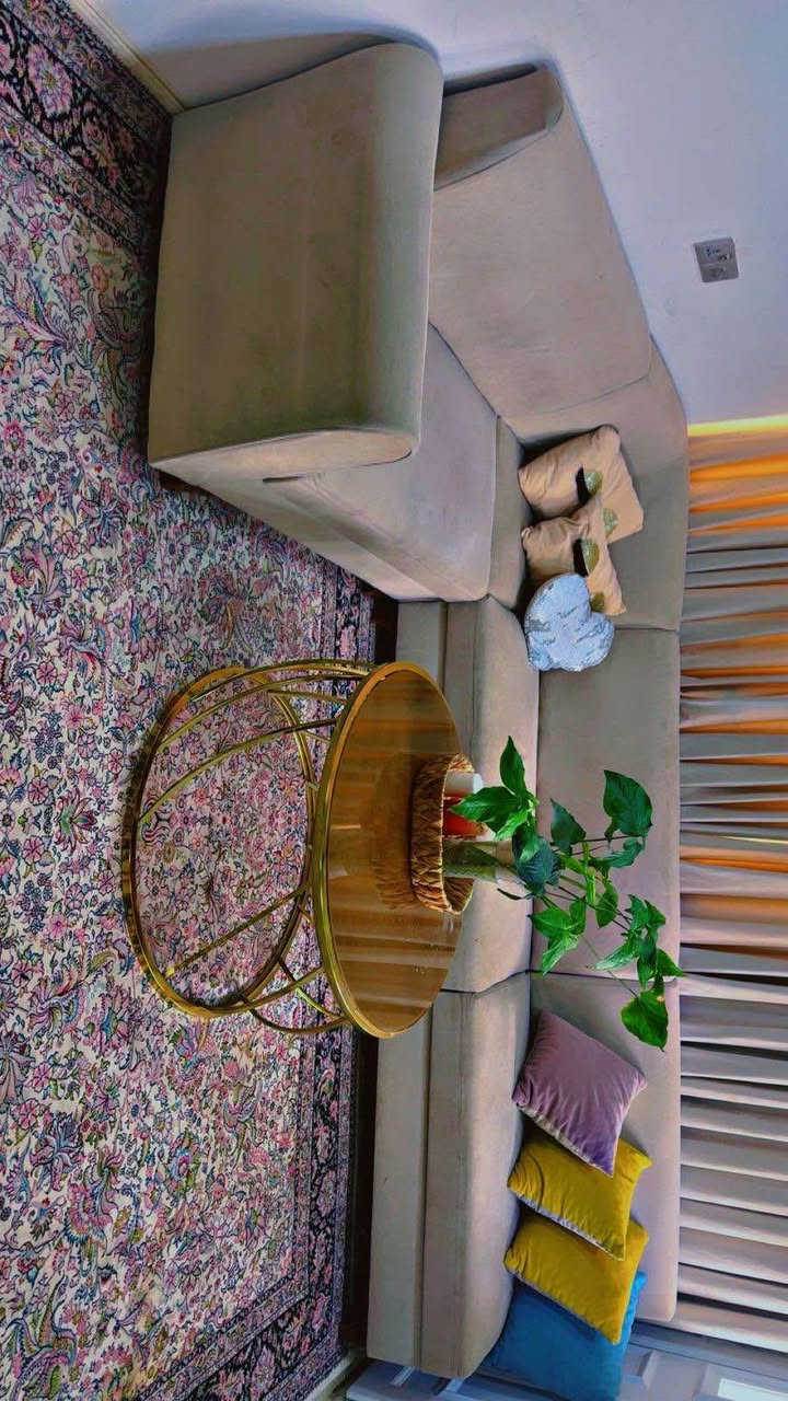 قەنەفە ئێڵ 7 نەفەری و مێز و پەردەکە 250000

0770 225 00 46 السليمانية, العراق
