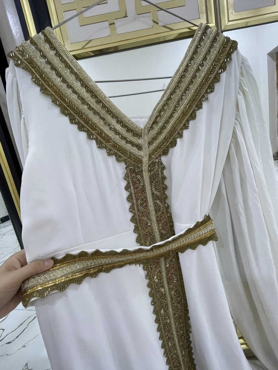السلام عليكم بنات هاي الدراعه او المخور ماخذتها من الشيخه من بغداد ب٣٠٠ الف لبسه وحده فقط بعدها بالجيس اريدها ب١٠٠ مكاني بالحله 🌹


**إذا كنت صاحب هذا الإعلان وتريد حذفه لأي سبب، رجاءا أرسل رسالة إلى الدعم الفني**