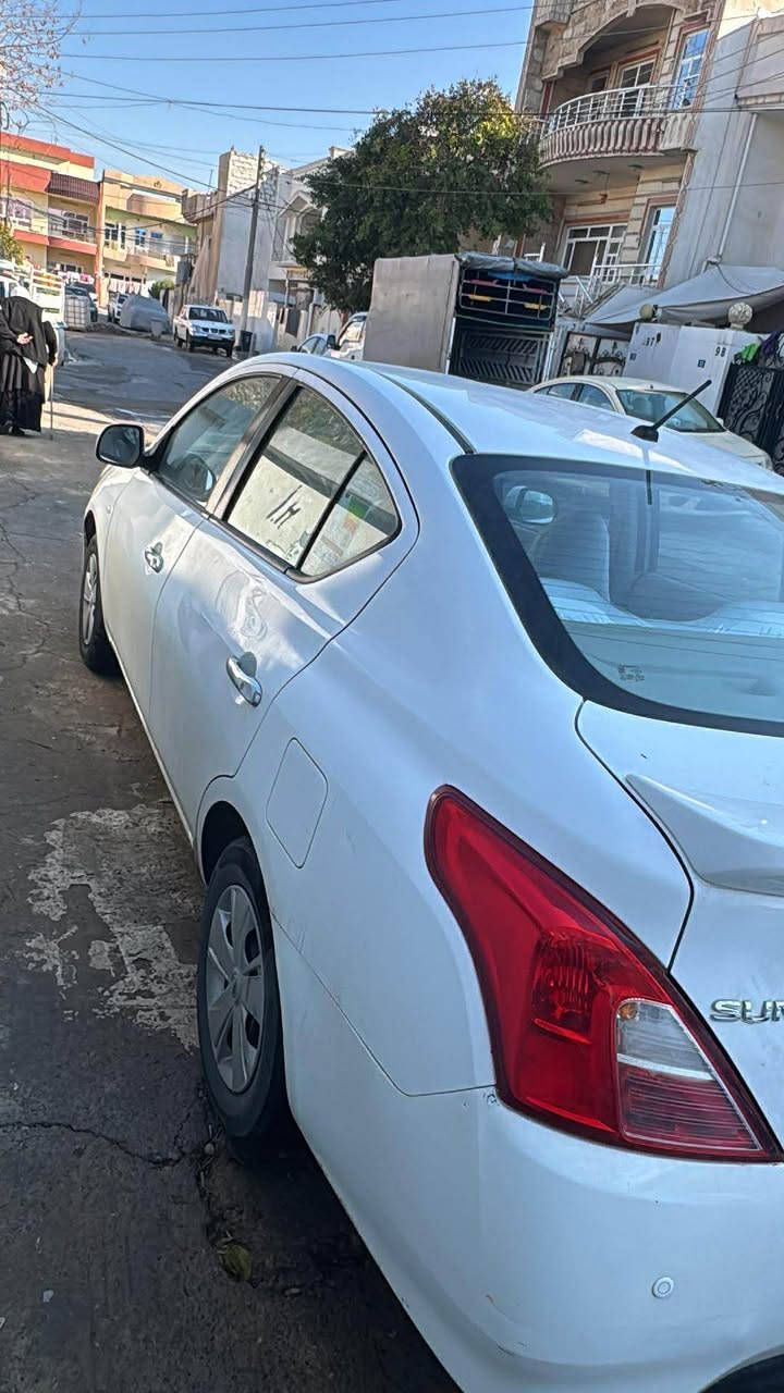 نیسان سەنی2020 رەقەمو سەنەوی نویە سەیارەکە زۆر نوی خاوینە سێ جی ساردە کوتی هەیە یەک دینار مەسروفی نیە سەیارەی مالی خۆمان *********** أربيل, العراق
