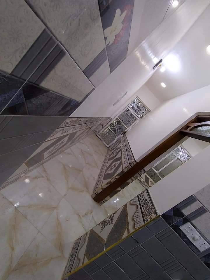 دار البيع ١٠٠متر طولني منطقة حي الصحفيين الاستفسار *********** جاهز السكن قاط واحد بناء حديث
