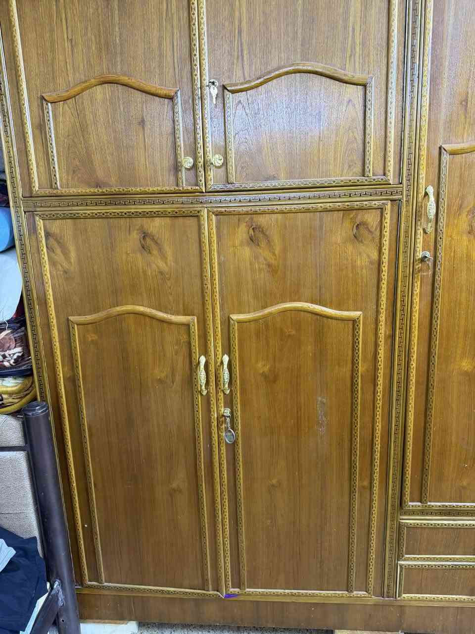 كنتور اخو جديد نضيف للبيع سعره ٣٥٠ وبي مجال بسيط ٥ ابواب وملاحق ومجارير ٢


**إذا كنت صاحب هذا الإعلان وتريد حذفه لأي سبب، رجاءا أرسل رسالة إلى الدعم الفني**