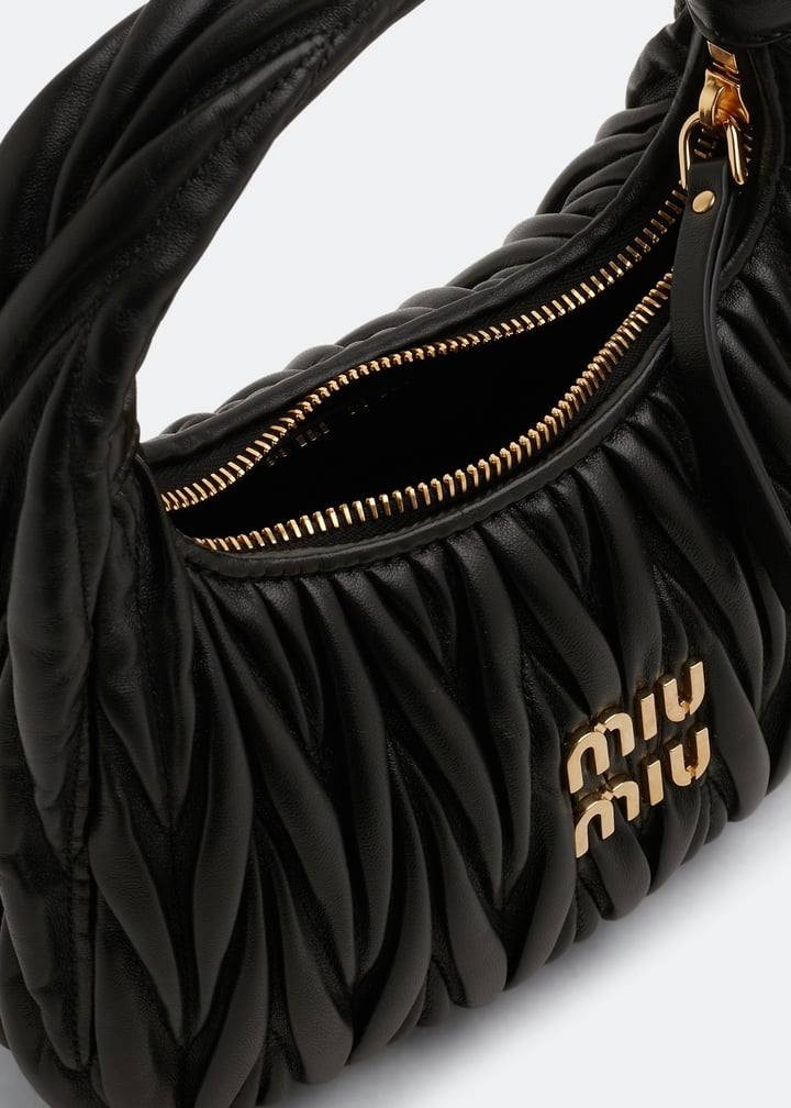 MIU MIU 

ختم حديد اصلي 🔥


**إذا كنت صاحب هذا الإعلان وتريد حذفه لأي سبب، رجاءا أرسل رسالة إلى الدعم الفني**