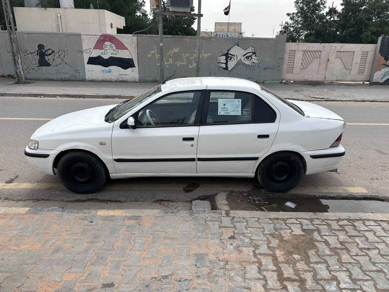 سمند للبيع 2011 مكانه نجف سياره نضيفه بيه بس بنيد مبدل تبريد ثلج حداديه نص كير مابي شي ومكينه نص شراي خابر وتدلل وسياره حلوه تعال وشوف بعينك ***********
