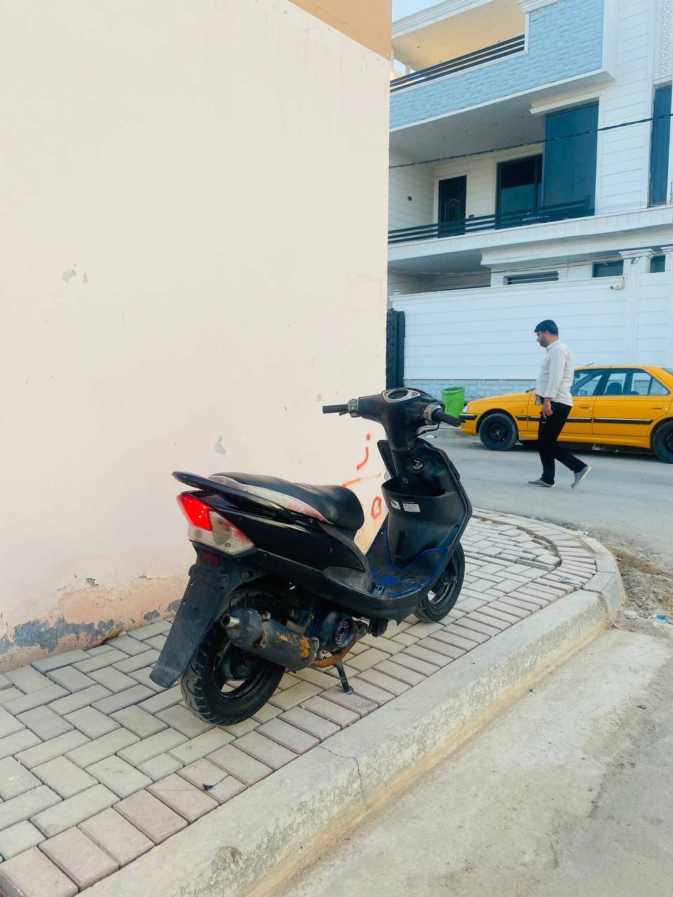 سلام عليكم
ماكس عدله للبيع (مفتوحه) دراجه شلعه ومعدل
سعره 550 ومجاله بسيط كلش مو شراي لا تعبني 
ما متواجد خاص         *********** تصل
