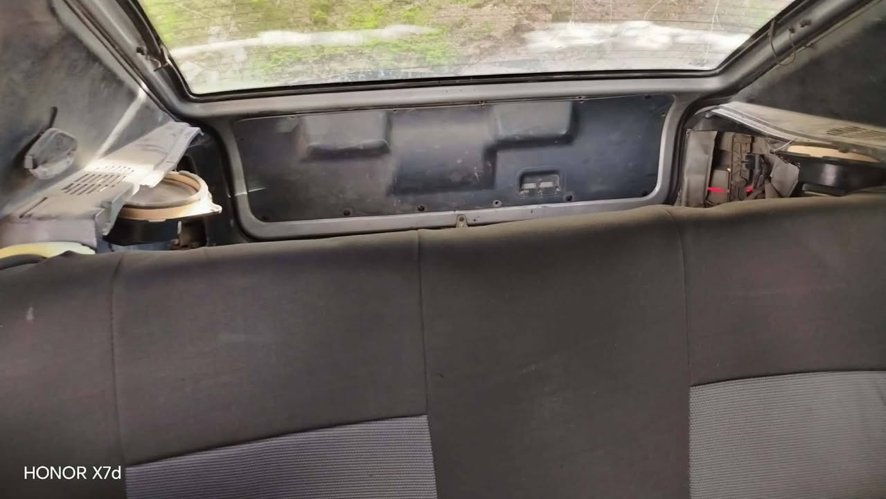 السلام عليكم/ كاديت للبيع موديل 1991 رقم ألماني سنويه 2029 صاحبها بل موصل حي عدن كاربون بانزين بيها ورقي شرط من الدعاميه للدعاميه بس بيها ضربه بجاملغ الوره ( مكلف بل نشر ) للتواصل على رقم *********** ( السعر 22 ورقه)
