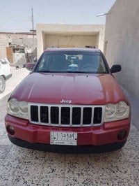 جيب لاريدو ٢٠٠٦ للبيع جاهزه من كل شي من حدادية وتبريد ومكينتها البلادي...