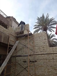 خلفات بناء ومقاولات العامه بناء عل دبل او قطعي وتفليش وترميم المنازل و...