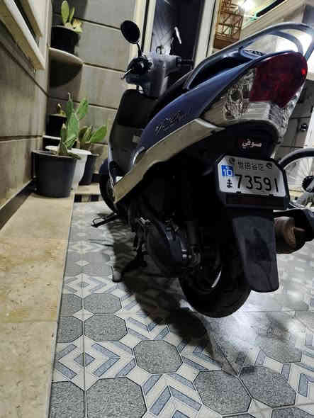 دراجه ماكس مكفوله كفاله عامه كلشي بيه شغال وشنو يخطر بالك شغال وبرغي مامفتوح بيه صارلهه اسبوع من طلعت من الوكيل  ودراجه خير من الله نعومه مكينه الف من ميه نهضه ومعدل ***********
