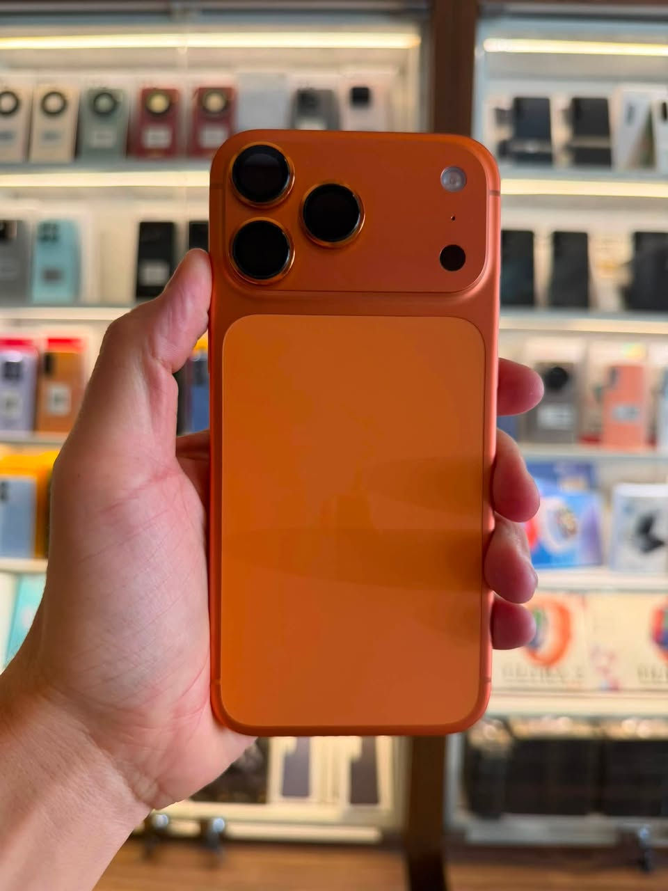 17 PRO MAX 📲 ZA
256 GB
B100% 
عدد دورات 🔃 40 
نظافة 🪥 100‎%‎ اخو الجديد 
سيم كارت واحد 1️⃣ 
بغداد الدوره 
واتساب فقط *********** اثير
