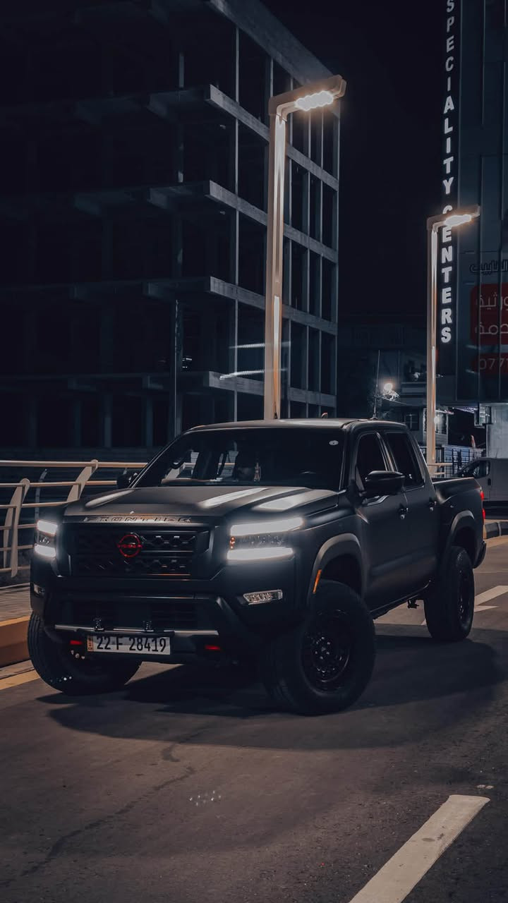نيسان فرونتيرا
موديل ٢٠٢٣
فئة PRO 4 X اعلى فئة
السيارة دفع رباعي 4x4
فول مواصفات 
كشنات تدفئة 
شحن وايرلس
تدفئة ستيرن
شاشة كبيرة ذكية كار بلي ع
دفلوك + نظام سحب +نظام نزول منحدرات
٤ كامرات نظام ٣٦٠ درجة
حساسات امامي خلفي 
رادار امامي وتحذير خروج مسار وقراءة سرعة الشارع
رادار خلفي
ضربتها فقط باب خلف السائق وضرره تافه وانا جبت باب جديدة نفس اللون 
رقم اربيل ب اسمي تحويل ثاني يوم 
السيارة مرفعة من شركة Z1 Off Road  قيمتة ٢٠٠٠$
عليها ويل Tuff أمريكي كصيته وكالة سعرة ١٠٠٠$
تايرات ربع حجري 
السيارة مغلفة نانو طافي POF matt ضمان ١٠ سنوات ب ٢٠٠٠$ يم مركز البريمي ومعروف بالبصرة
المكان البصرة القبلة
اتصال ***********
