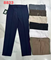بنطلون قماش • ماركه RENATO • مقاسات ٢٩-٣٨