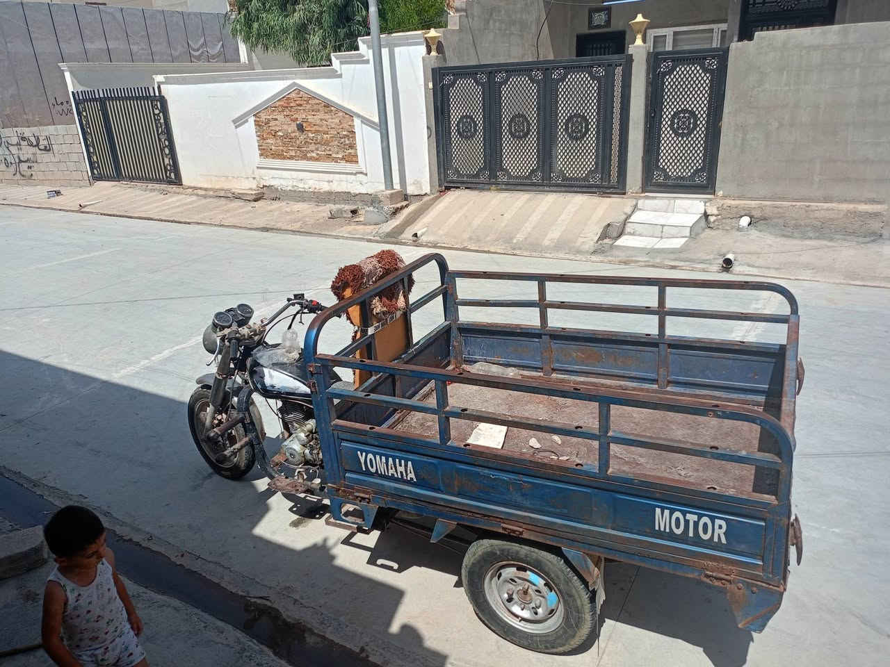 ستوته للبيع ركبه وشاصي وكسل  شرط كاهربائيات شغاله بس عايزه باتري والباقي كدام العين  محرك 25صفر شاده  ستوته مال شغل
السعر525وبيه مجال حك الجيه كركوك حي بدر***********
