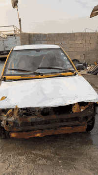 السلام عليكم سايبه للبيع مديل 2015 رقم بصره راعيه موجود مصفره هيئة وغرامات ابيع كوم حديد بس اصوليات السعر 13 وبيهة مجال  
***********
