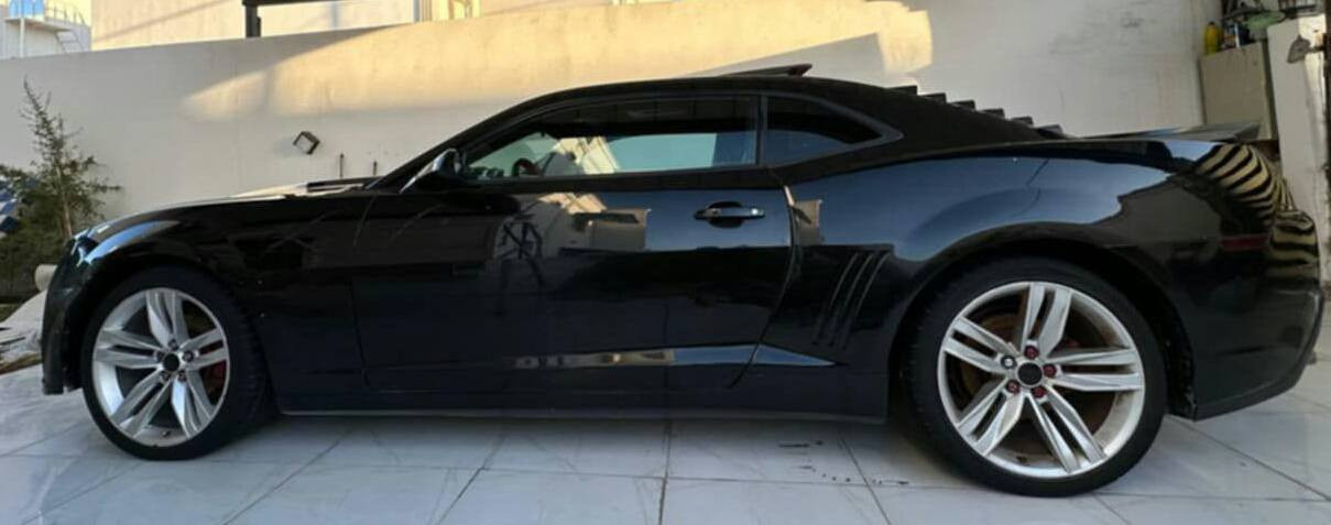 السلام عليكم ورحمه الله وبركاته
العبدة للبيع ♥️
كمارو موديل 15 
 فول مواصفات 
فئة Zl1
 رقم اربيل مميز بأسمي 
السيارة نظيفة بمعنى الكلمة 
كير و محرك مكفول كفالة عامة

السعر ١١٠
وبيهه مجال 
للاتصال 
***********
