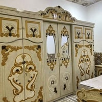 غرفه اخشاب • طابقين • نضيفه