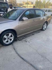 ماليبو 2007مكينه وكير مكفولات رقم بغداد بيه نقوصات بصيطه عنواني الكاضم...