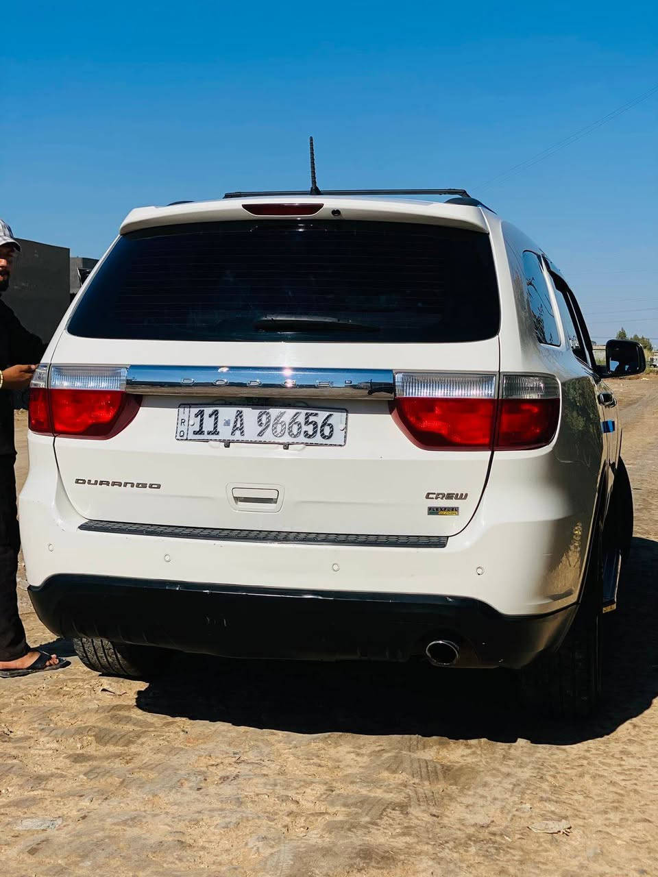 دودج دورانگو ٢٠١١
*dodge durango 2011 

فئة crew 

السونار مرفق بالمنشور

رقم بغداد بأسمي

محرك 3600. V6

ماشيه 200 ألف 

داخل جلد أسود وجوزي 

كشنات VIP

شاشه بلادي

بصمه ابواب

دخول ذكي 

جنطه كهرباء

تشغيل عن بعد

تحديد سرعه

رادار خلفي   

كشن كهرباء

حساسات خلفيه

لايات زينون Led

تحكمات استيرن جهتين

كاميرا خلفيه

تبريد 3 قطع 

شفتات استيرن

كشنات خزن 

ويل 18 أسود بلاد 

السيارة كلين Clean title 

السيارة كاملة 1/1 

لون أبيض

العنوان بسمايه 

السعر 185$ وبيها مجال 

***********
