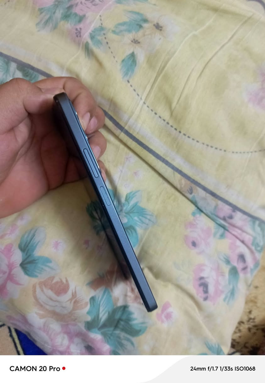 ريلمي سي71ذاكره 256عشوائيه8+8يعني16نضافه كدامك مبايل فقط سماعه لجوه صوته شوي ناصي يعني لو تنضيف لو تبديل بقيه كولشي شغال سعر 115شراي خاص


**إذا كنت صاحب هذا الإعلان وتريد حذفه لأي سبب، رجاءا أرسل رسالة إلى الدعم الفني**