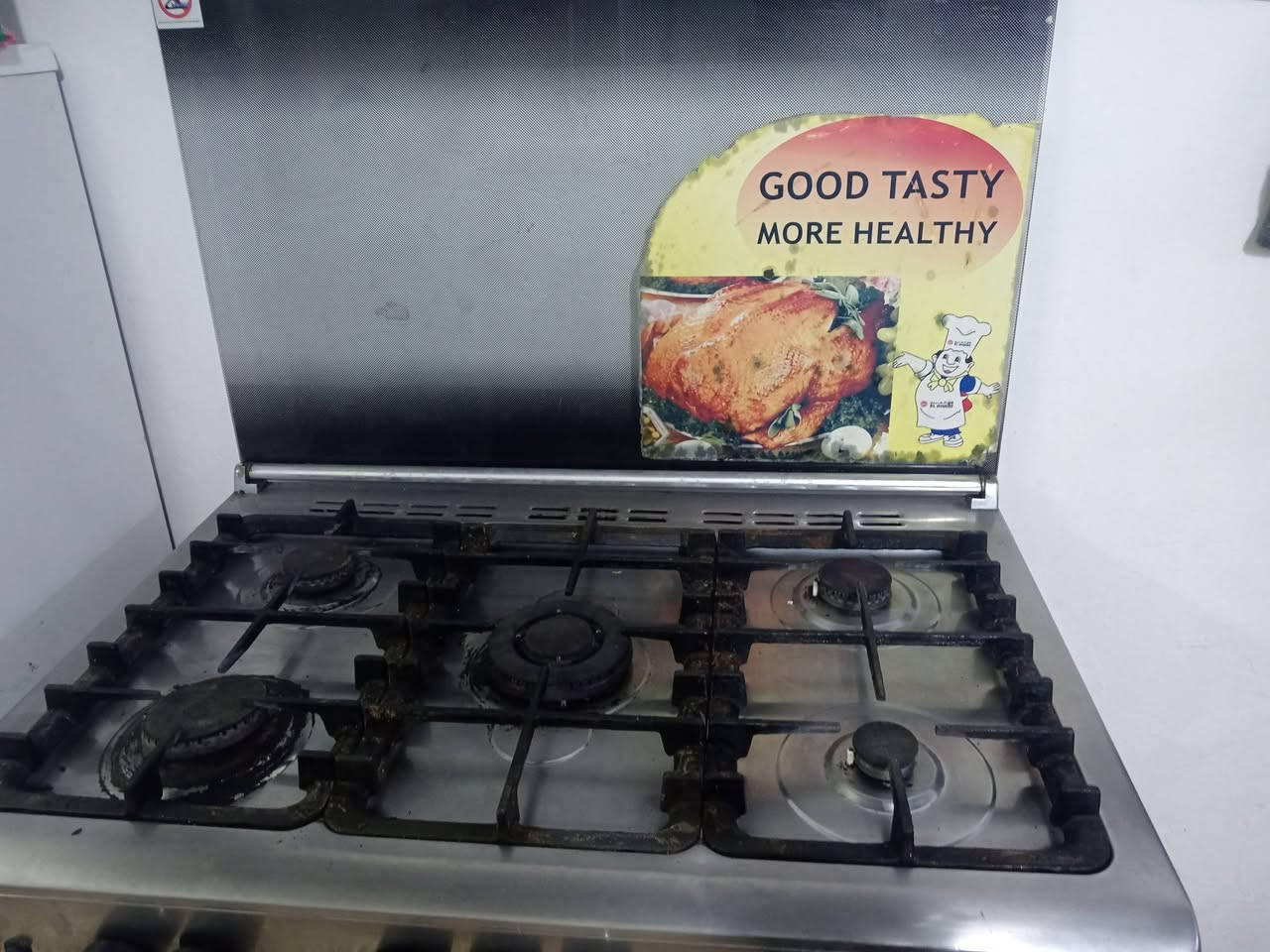 السلام. عليكم عندي طباخ للبيع السعر 100 وبي مجال مكاني الموصل حي الجزاير للاستفسار الاتصال على هذا الرقم ***********
