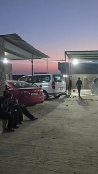 غسيل سيارات • صالون • بروانه الشاعي