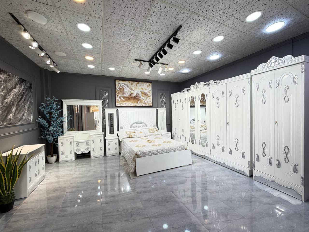 غرف نوم جديد صاج عراقي درجة اولى
غرف9 قطع يوجد جميع قياسات 
توصيل بغداد مجاني هو والشد 
يوجد توصيل لجميع محافضات أسعار رمزية تواصل ع خاص 
واتساب ***********

السعر مليون
