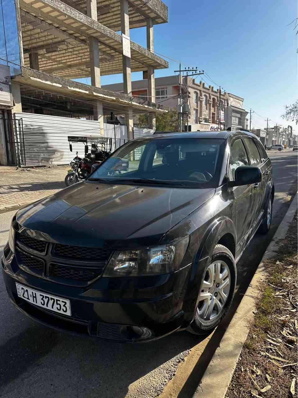 سلام عليكم
دوج جورني موديل 2020
محرك 4 سلندر (2400)
ضررها بونيد وجامرلغ وبيها رصعه وشويه حالوب بل سقف 
للاستفسار *********** كركوك, العراق
