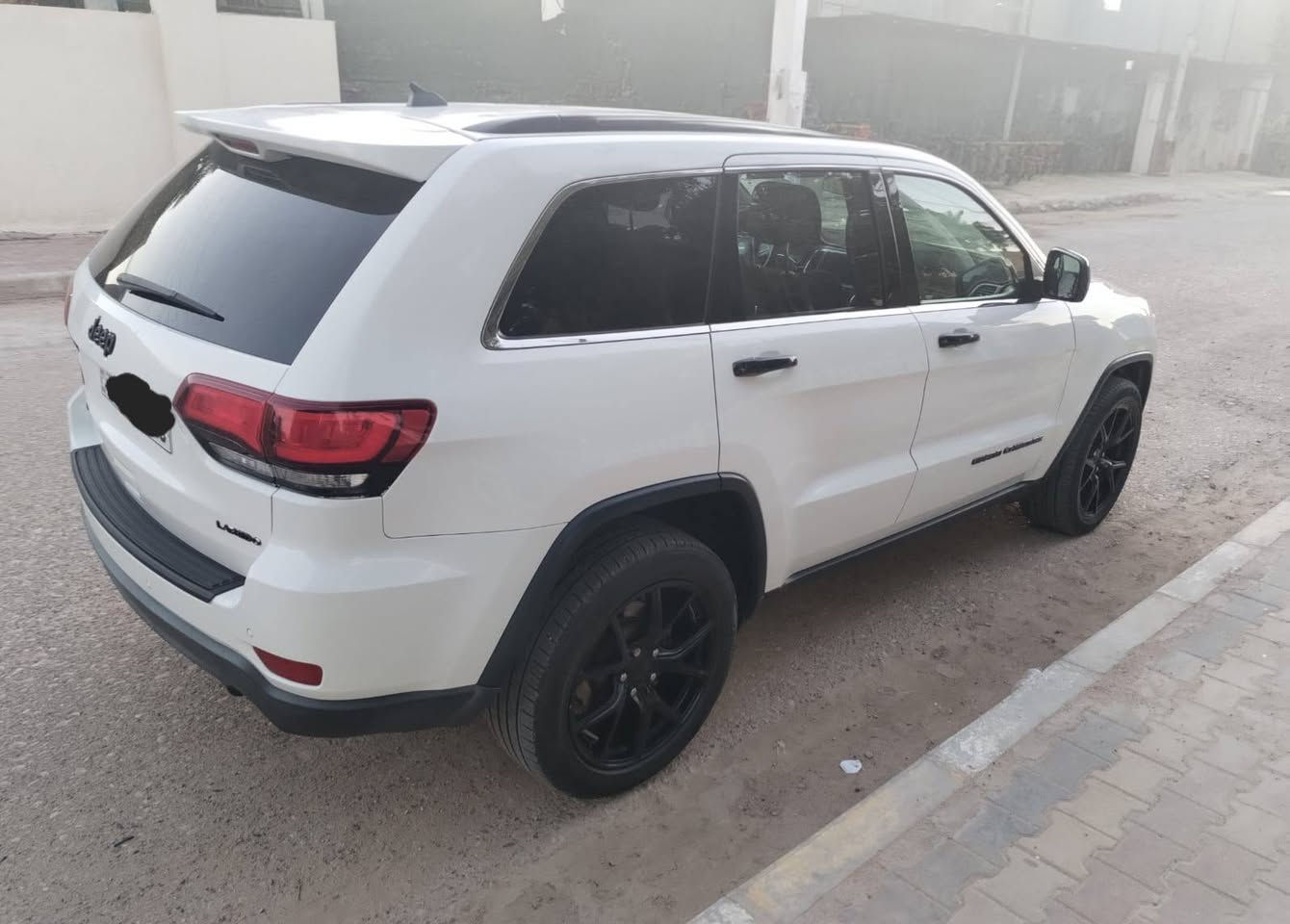 للبيع جيب 2019 لاريدو رقم اربيل سنويه باسمي حادث السياره سطحي بدون دواخل وبدون ارباك السياره ماشيه  100 الف كم ما بيه اي نقص فقط يراد اله بوليش السعر 270 وبيه مجال بسط للشراي


**إذا كنت صاحب هذا الإعلان وتريد حذفه لأي سبب، رجاءا أرسل رسالة إلى الدعم الفني**