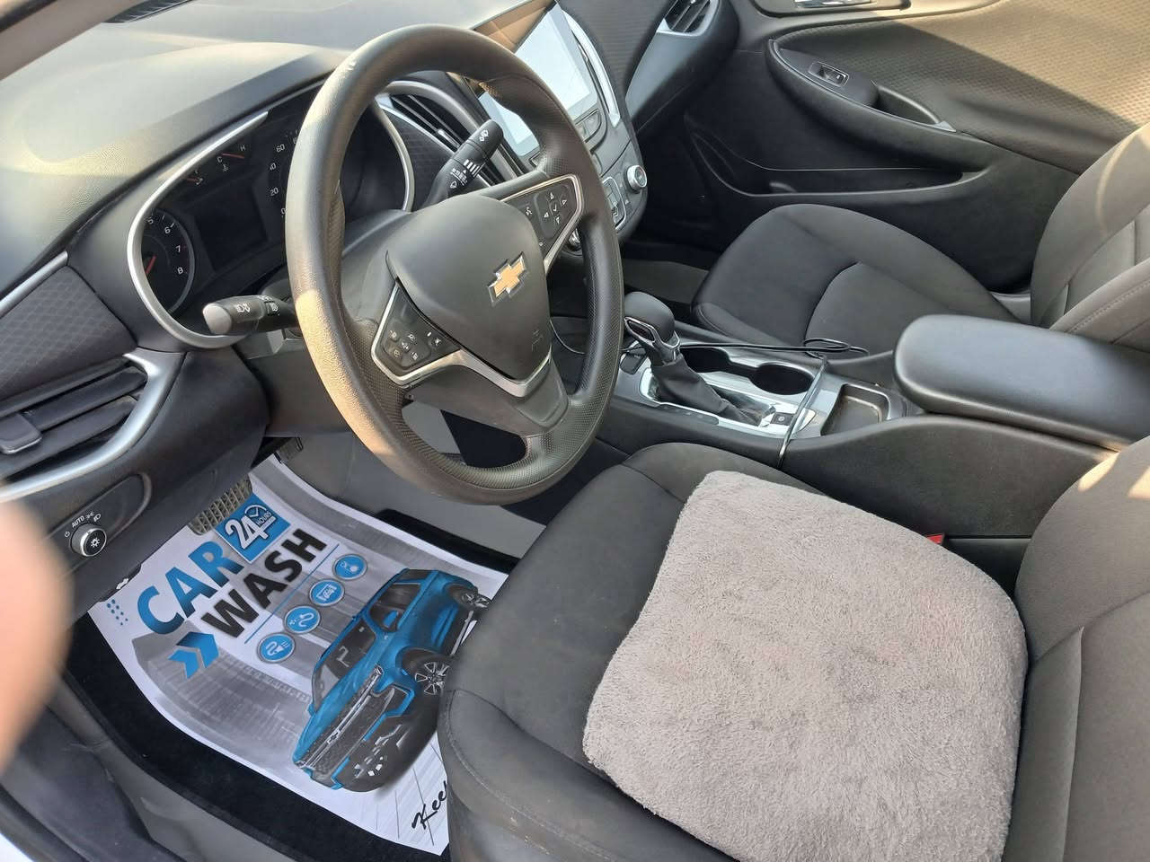 ماليبو ٢٠٢٤ رقم واسط معوقين مكينة ١٥٠٠ تيربو وكالة عامة باسم المشتري 
ماشيه ٢٥ الف كيلو قابلة للزيادة 
ضرر جاملق امامي جهة العبري مبدل و جاملق خلفي جهة السايق نصه بي صبغ 
السعر ١٣٣ قابل للتفاوض 
العنوان كوت الخاجية 
***********
