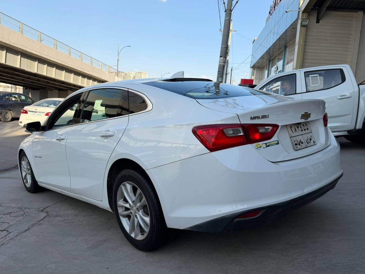 مالیبۆ مۆدێل 2018 رەنگی سپی بەفری

 مواسفات LT کوشن کارەباو شەغال
مەکینەو گێر بەشەرت نە کراوەتەوە بێ عەیبە 
تەنها 77 هەزار رۆشتووە

تەنها یەک بست لە بۆنیدی بۆیاخە بێ ناوگرتن بەشەرت 
رەسمی سۆنەر و لێدرانی دانراوە

بەناوی خۆمانەوەیە  
نرخی 108 وەرەقەیە
*********** السليمانية, العراق
