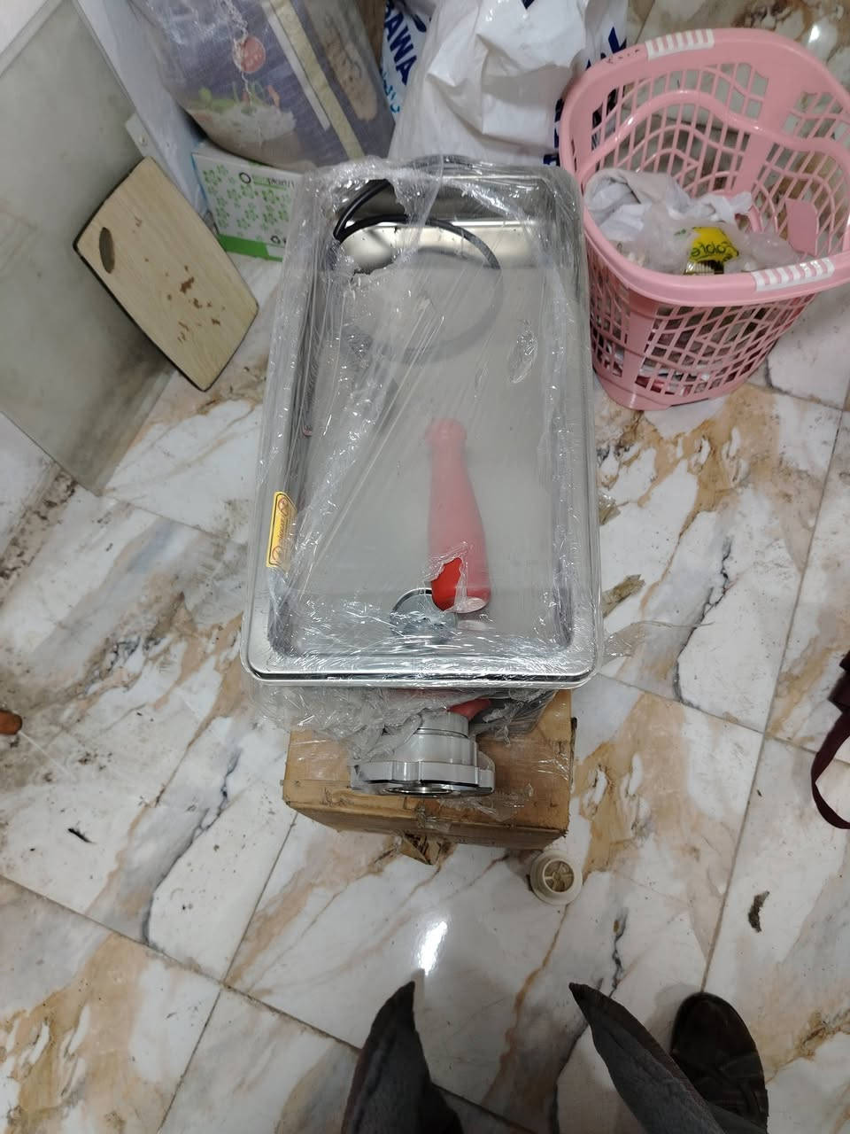 ماكينه لحم جديده غير مستعمله  صناعه تركيه للبيع موجوده في كربلاء للاستفسار تلاتصال على الرقم ***********
