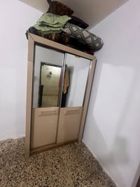 بلا زحمه عندي كنتور شبابي سلايت تكمه جديد مثل ما موضح بصوره مستعجل على...