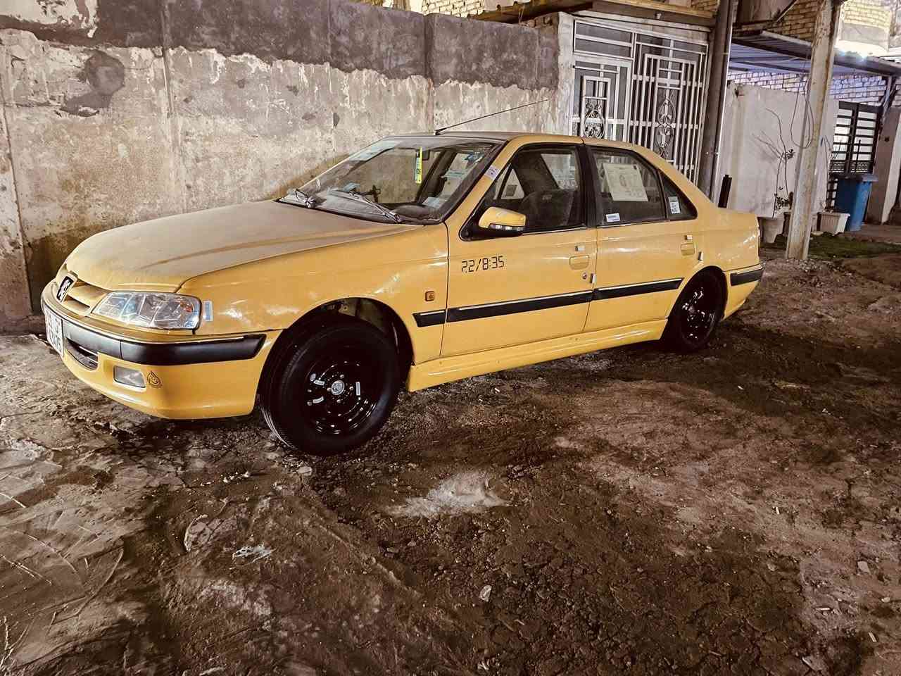 السلام عليكم
سياره بيجو بارس موديل 2015
حادثها جاملغ وبنيد طاير 
سياره حلوه نصبتها حلوه سياره مال بيت مطالعه 
صدر جديد مشط جديد تخم تاير جديد كلج جديد درام شفتات جدد كهربائيات جدد او تجي وتشوف سياره مال بيت
مكان السياره بغداد الشعب 
***********
