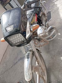 ماتور لبیع 5جیر محرك مامفتوح  07715982199