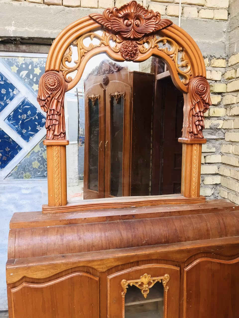 للبيع السعر واتساب ***********
