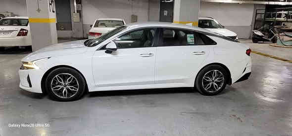 السلام عليكم
كيا كي فايف خليجي وكالة مكفولة 
الموديل : 2022 

رقم : اربيل إنكليزي
ماشيه 83 الف كيلو
المواصفات : 
محرك : 2000
بصمه + تشغيل عن بعد + بصمه احتياط موجوده 
كشن كهرباء
كشن جلد
تدفئة كشنات 
جنطة ذكية تفتح عند الاقتراب
تبريد بيانو لمس
اوتو هولد 
5 وضعيات قيادة  
كامره خلفيه دواره 
حساس خلفي
حساس امامي 
قطعتين تبريد
كير 6نمر
فول تحكم استيرن 
5 ويل
لايت4عدسات
سيارة حيل نظيفة كلشي على
 وضع الشركة
رقم صاحب سيارة ***********
السعر 189 وبي مجال بسيط
مكانها بغداد بغداد
