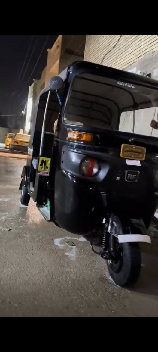 السلام عليكم شباب تكتك للبيع موديل 19 تكتك نضيفة بيها بارد شبر بلصفحة مجفتة بوشة وبستم فقط تكتك خير من الله  كبل للشارع رقم وسنوية تحويل ثاني يوم السعر 7800 رقم 
***********
