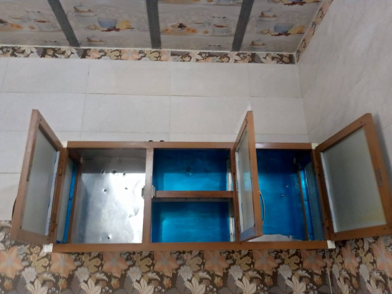 سنك مع ملحق للبيع  150 وبي مجال قليل  *********** المكان النعمانيه
