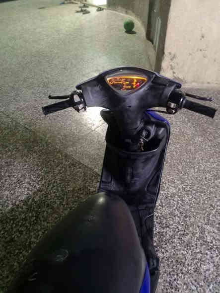 السلام عليكم دراجة ماكس عدلة للبيع دراجة صالها شهر من نازلة من الرمبة  الدراجة حيل نضيفة شلعة ومعدل شك 
 الكاع بيها تزويد كلجات رياضية وصالنصة رياضية ونواعم بسيطة كفالة عامة كلشي بيها بلادي مكاني بغداد حي اور 
الاتصال: ***********
