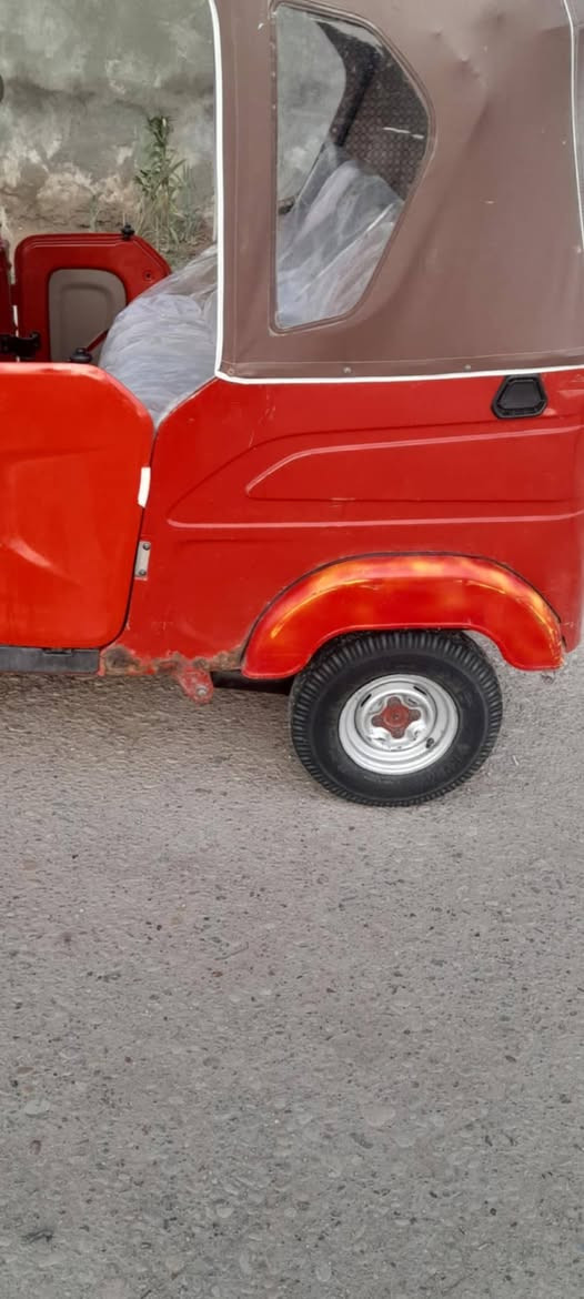 السلام علیکم
تكتك البيع موديل 22اوراق شاكر ابو مجر
مكينه كفاله
كشر بيه بس الغد
السعر 7000ملاين وبيه مجال
المكان ميسان قضاء الميمونه
نتصال***********
