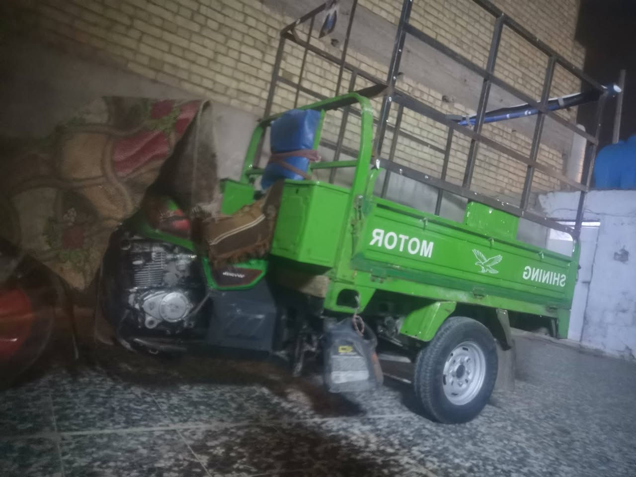 السلام عليكم شلونكم شباب ستوته موديل 19 اوراق ضايعه اتكفل سرقه او عشاير كامله ما بيهه شي تجي بس تشتغل مال شغل سعر 900 او بيه مجال قليل مكاني بغداد
