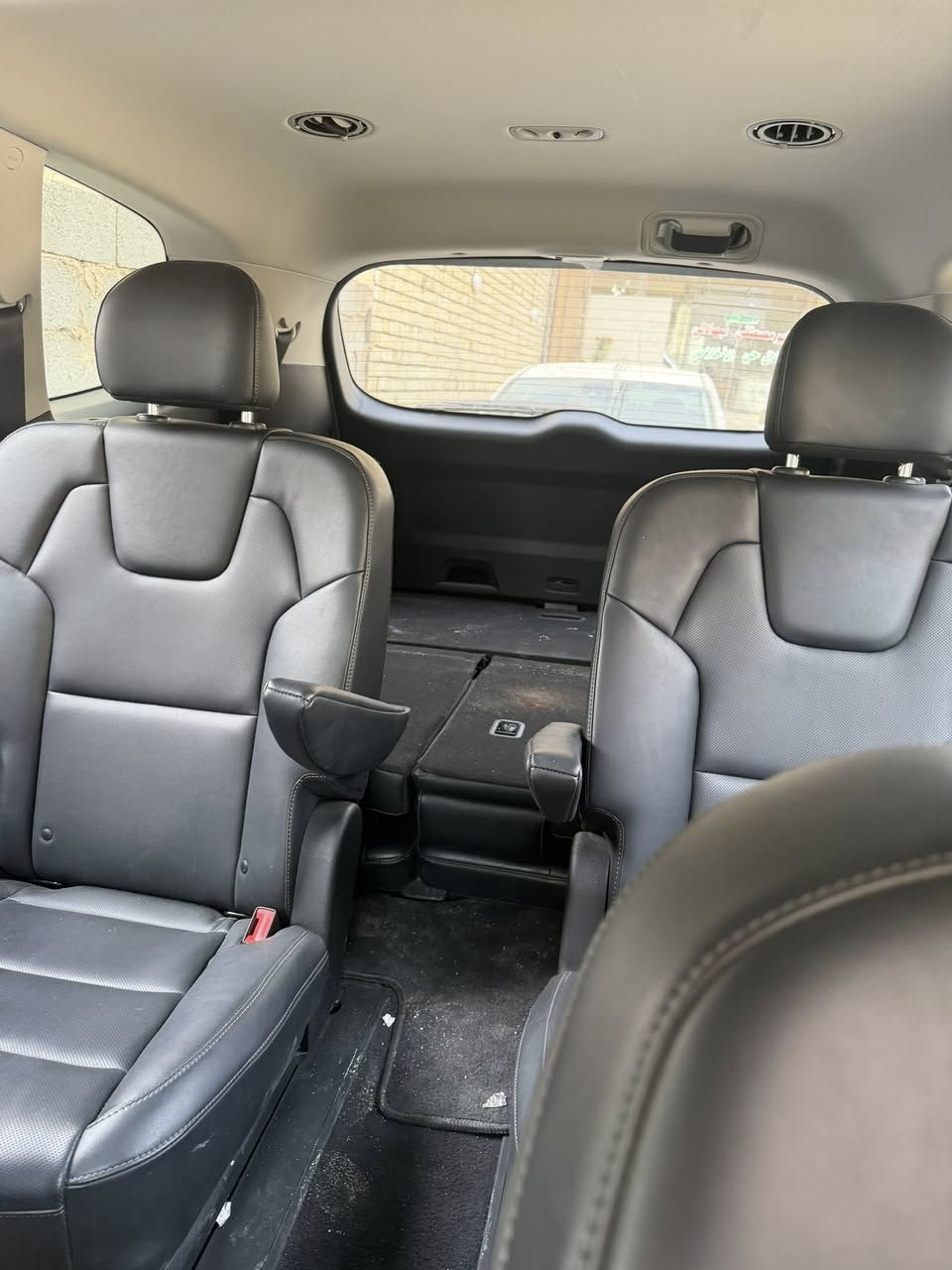 سلام عليكم تلرايد للبيع أو مراوس بتاهو

2025 عداد المسافه 6000
وارد مريكي ضرر تبديل جاملغ 
الحادث موجود 
كتاب شهداء 
وكاله عامه 
رقم كربلاء 
6سلندر 3/800
مواصفات سيارة 
حساسات امامي خلفي جانبي
رادار امامي خلفي
فتحت سقف 
أشاير بل مري
جنطه كهربائيه 
تشغيل عن بعد 
بعد هواي مواصفات 
 سعر 340وبيها مجال
***********
***********
