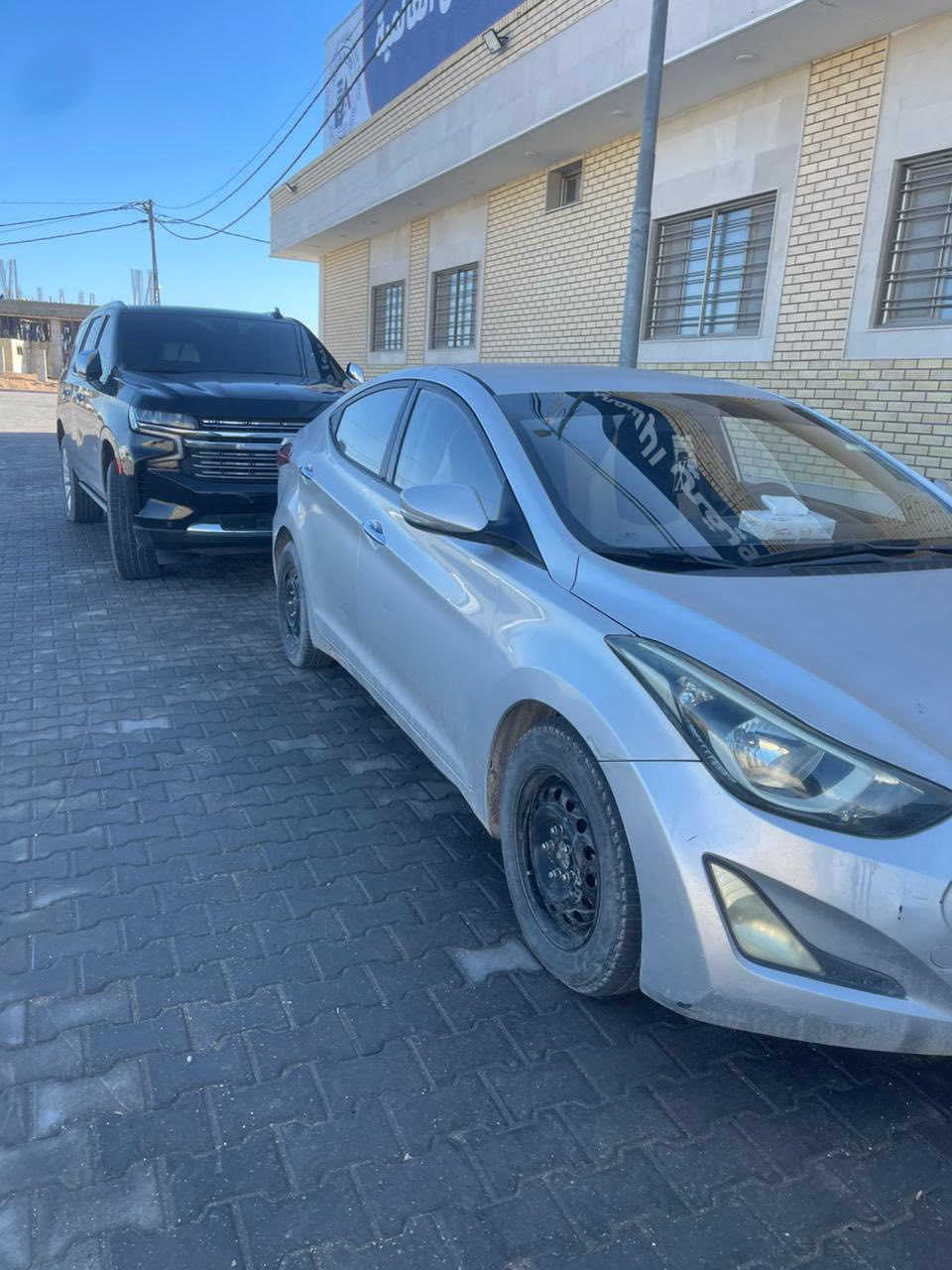 السلام عليكم النترا 2014 شكل ال15 رقم نجف انكليزي مكينة 1600 السيارة بس جارده مابيها لا ضربه ولا صبغ مكينة كير حداديه ع فحص /سنوية بسمي
مكان السيارة نجف
للاستفسار 
***********
