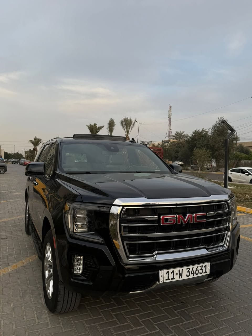 يوكن 2023slt بانورما ٤ كامرات رقم بغداد
سيارة فول مواصفات مكينه ٥٣٠٠ رقم بغداد مكفولة مكان سيارة بغداد 
***********
السعر ٤٨٨
