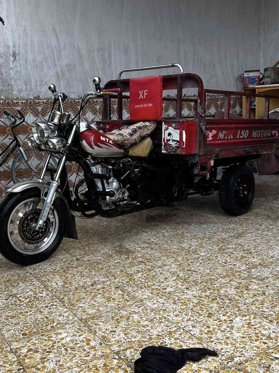 سلام عليكم ستوته امتيار 18 اكسن جديد مكينه جديده تواير جدد عنوان بصره زبير سعر ملون ونص بيه مجال لطيبين   ***********
